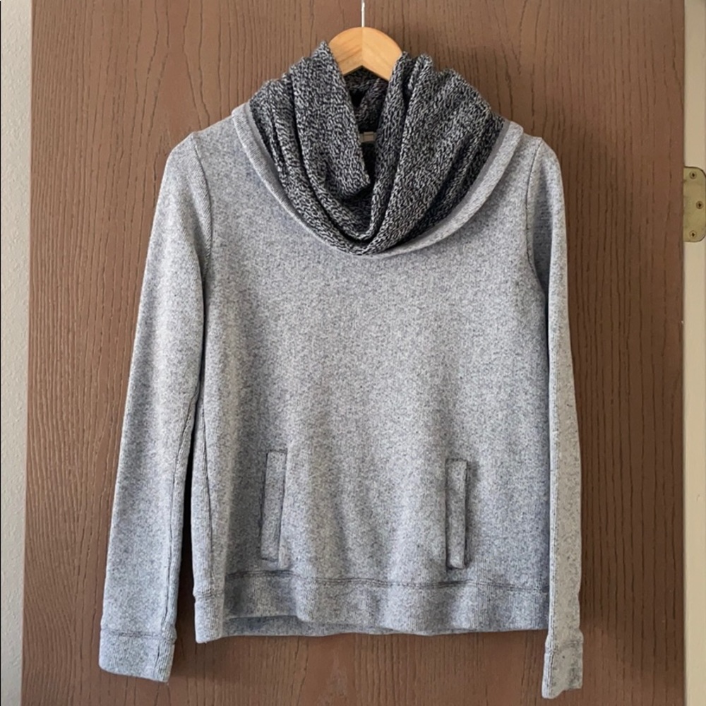 Gray turtleneck